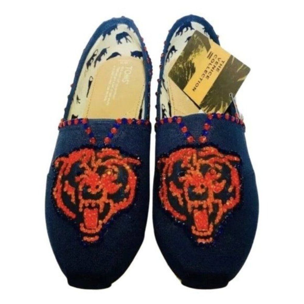 TOMS Womens Navy Classics Chicago Bears Custom Rhinestone Bling Shoes Size 9